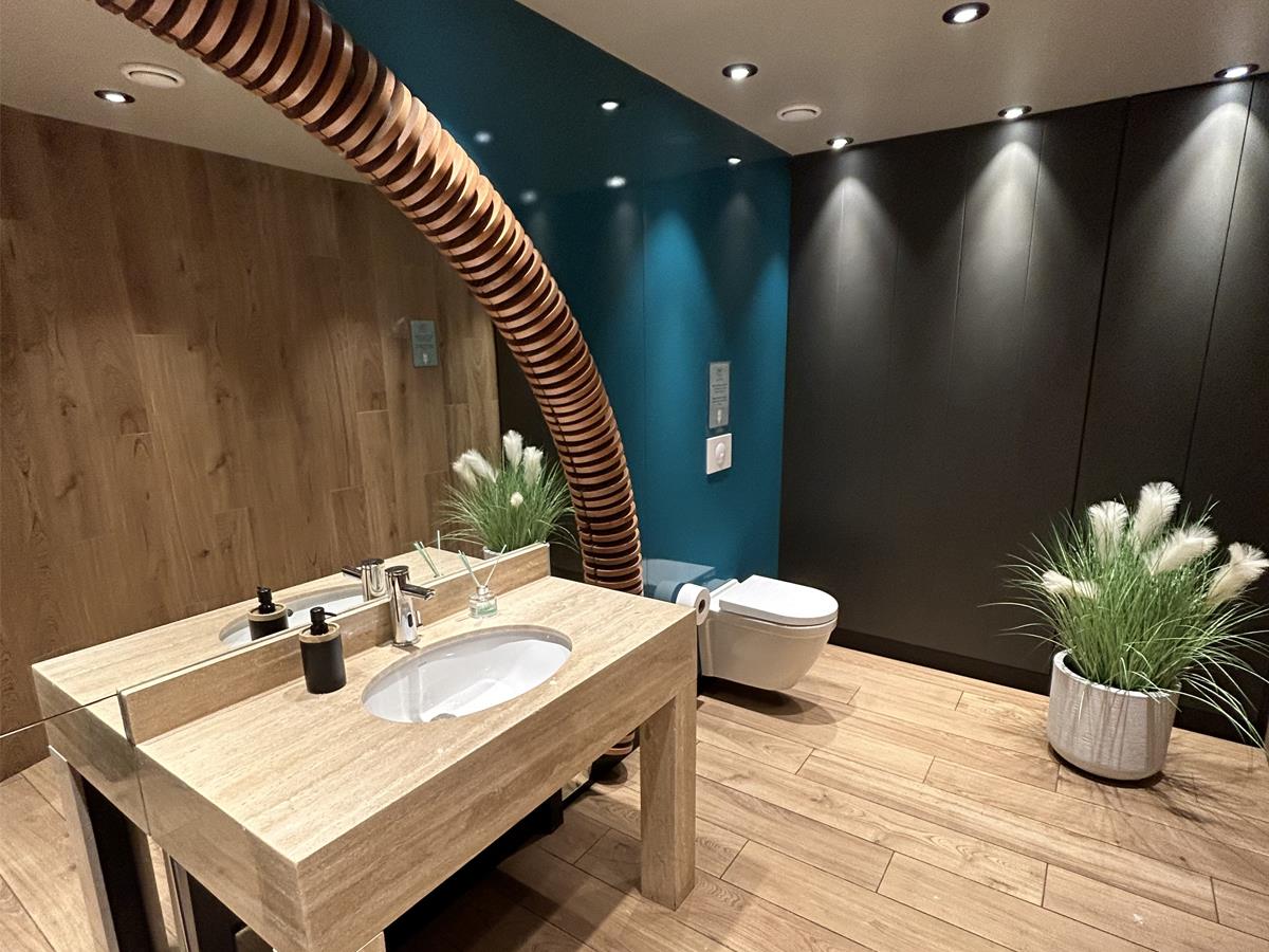 Black Lotus Lyon, France