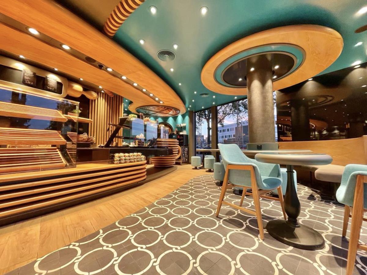 Black Lotus Lyon, France