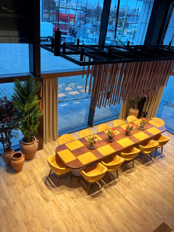 La Vetra Mülheim / Almanya