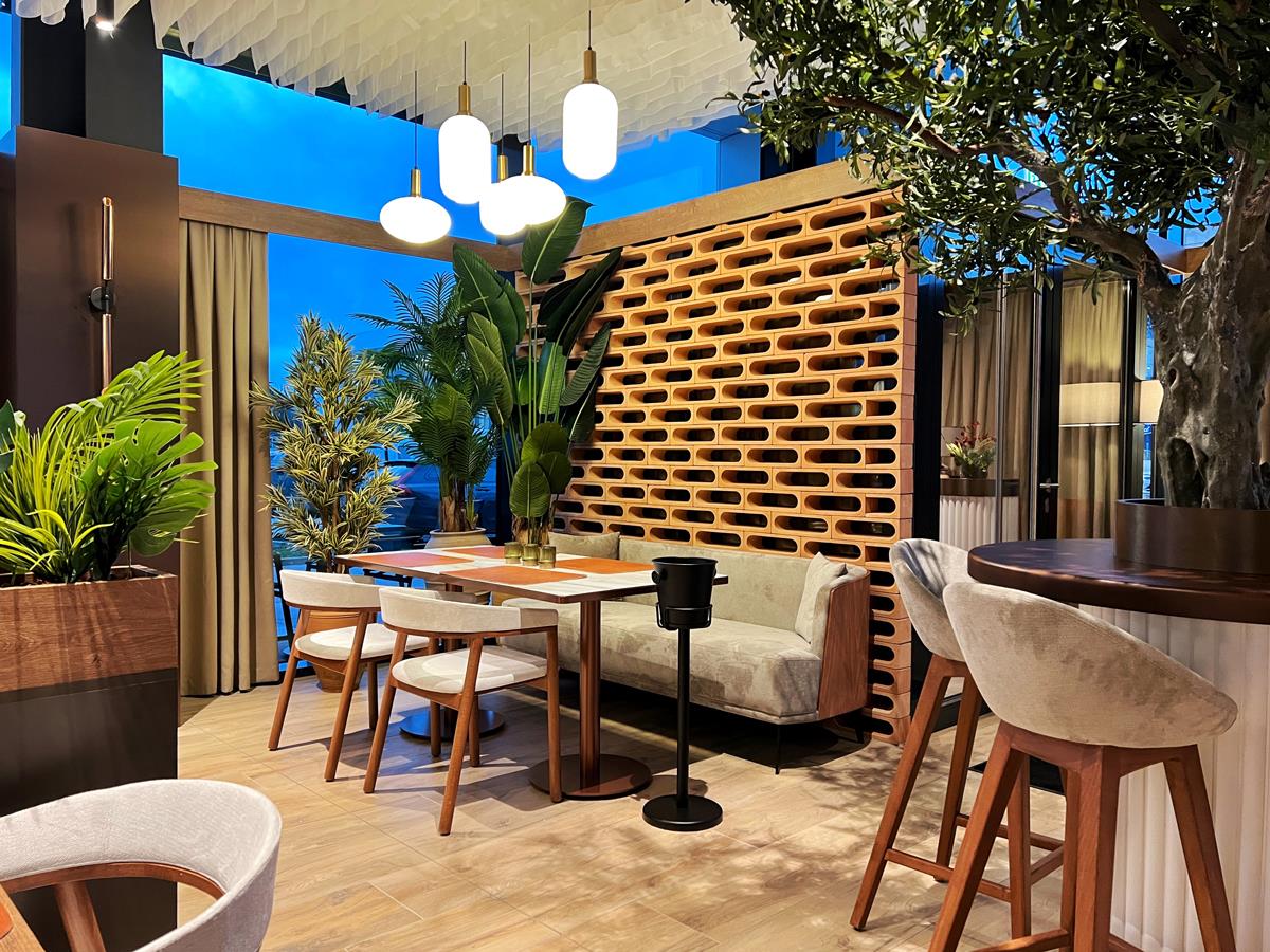 La Vetra Mülheim / Almanya