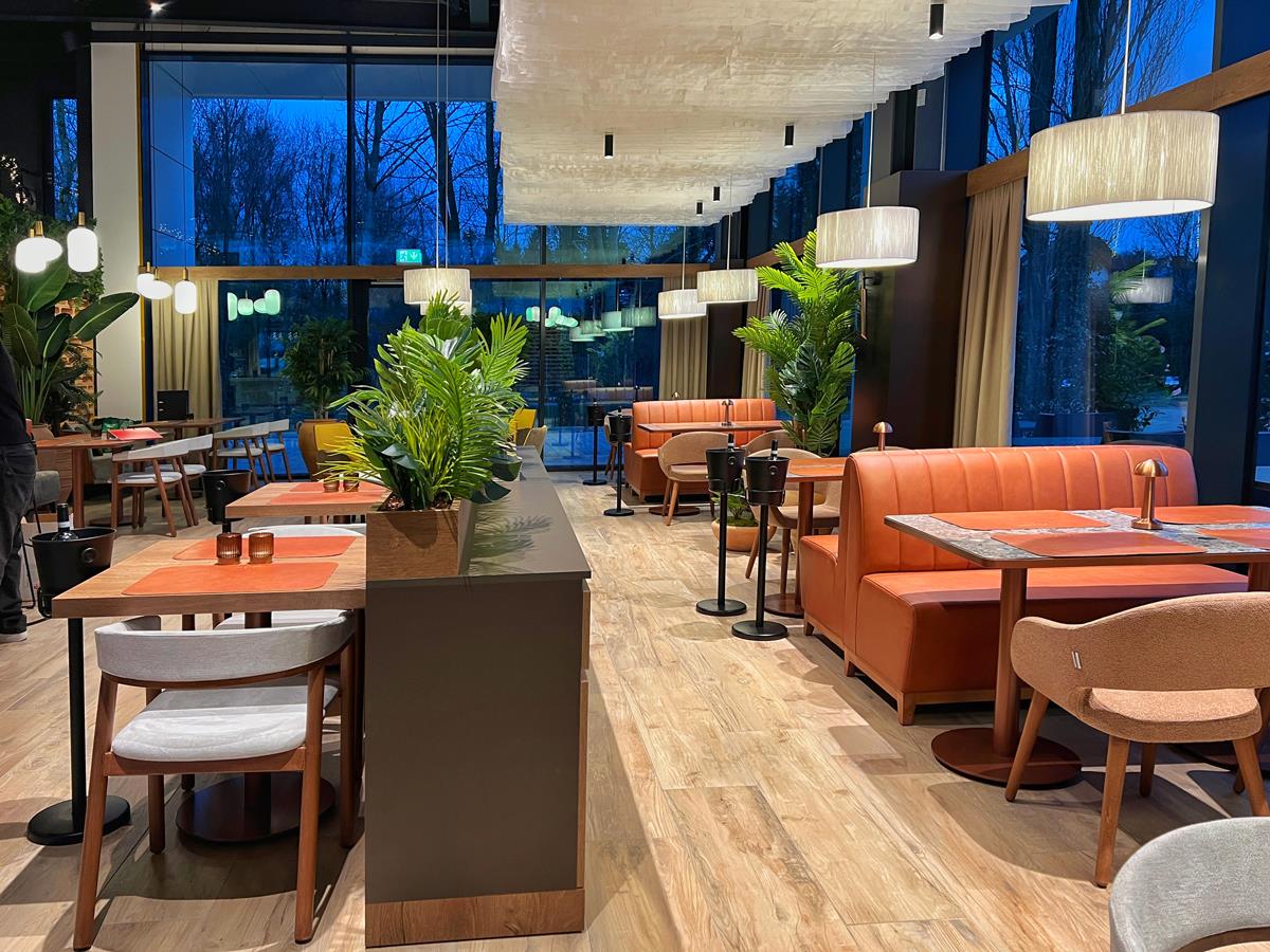 La Vetra Mülheim / Almanya