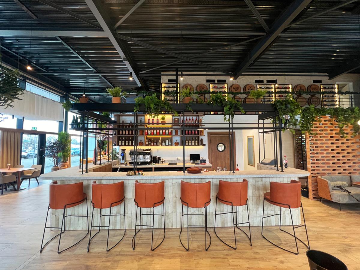 La Vetra Mülheim / Almanya