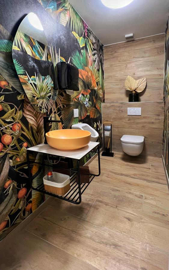 La Vetra Mülheim / Almanya