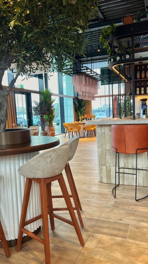 La Vetra Mülheim / Almanya