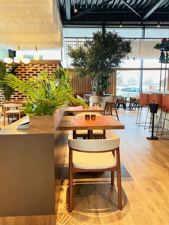 La Vetra Mülheim / Almanya