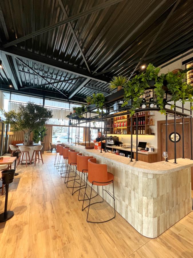 La Vetra Mülheim / Almanya