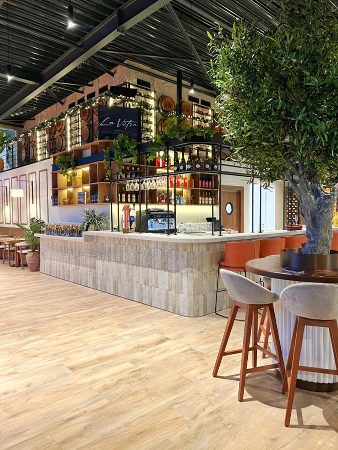 La Vetra Mülheim / Almanya