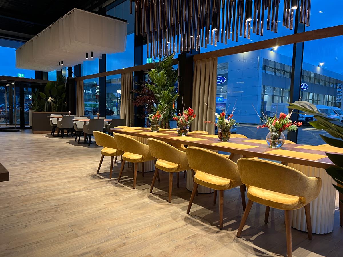 La Vetra Mülheim / Almanya